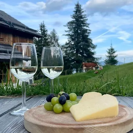Almdorf Omlach, Fanningberg Chalet